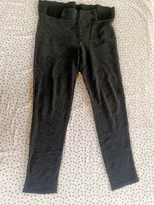 Gray Textured Leggings For Gym
