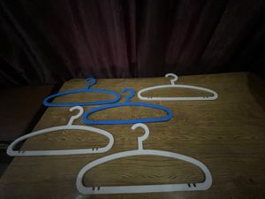 White And Blue Hanger - Pack Of 5