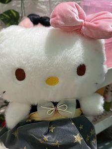 HELLO KITTY PLUSHIE