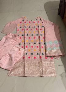 Pink Kurta Set beautiful new hai