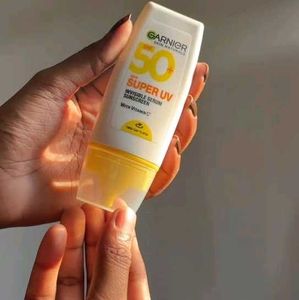 Garnier sunscreen Combo