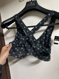 Black &amp; White Patterned Sports Bra