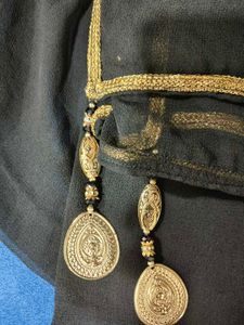 SALE!!Black Dupatta havng gold pearl,patti hangn