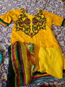 large-xl size Yellow Printed Kurta Set