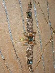 Elegant Bejeweled Necklace