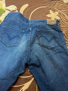 Levi&#39;s Dark Wash Denim Jeans