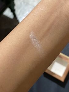 ✨ Revolution Bling Highlighter ✨
