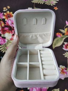 🔥FREE DELIVERY🔥Pink Jewelry Organizer Box