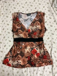 Floral V-Neck vintage top