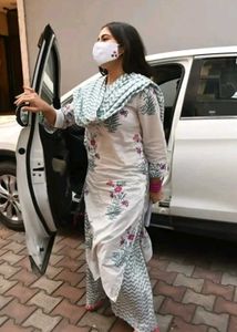 White Color Kurta Det