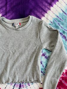 Grey Fitted Top🦭