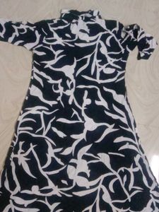 Black And White Printed Top