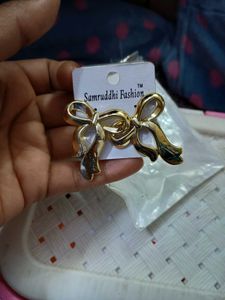 Golden Bow Earrings