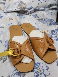 Tan Buckle Slides