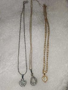 Set Of 3 Chains With Locket