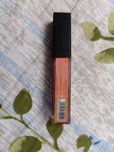 Combo Of Swiss Beauty And MyGlamm Lipstick