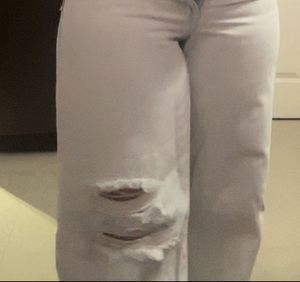 Urbanic Ripped Wide Jeans