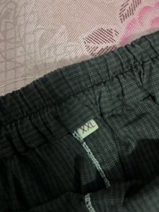 Men&#39;s Green Patterned Pants