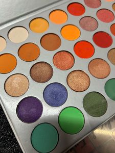 Jaclyn Hill Eyeshadow Palette
