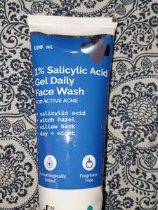 The Derma Co. Face Wash