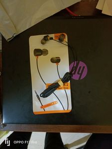 Earphone