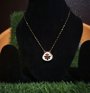 Beautiful Simple Classy Kundan Mangalsutra.       You Can Use It From Both Sides.   Meenakari Kundan Mangalsutra