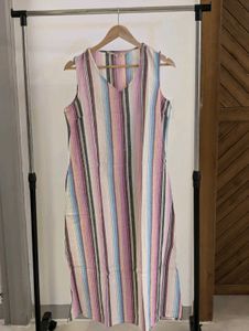 Striped Sleeveless Kurta