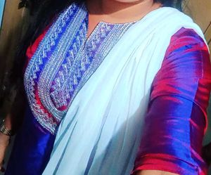 Xxl Kurthi With Whiteankel Legging No Dhuppatta 💫