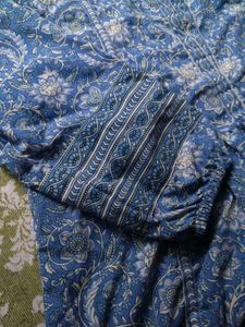 Blue Floral Print Long Sleeve Short Kurti