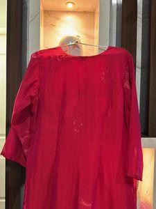 Elegant Pink Kurta with Embroidery