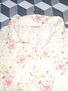 Laura Quartett Floral Button-Up Top