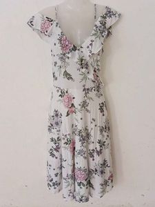 BEAUTIFUL FLORAL DRESS