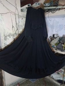 Black Nida Silk Abaya