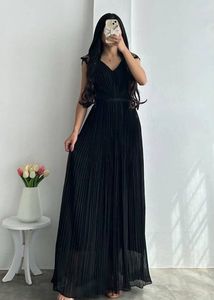 Black Gown!