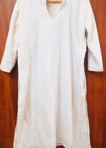 White textured tunic top
