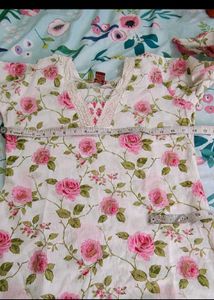 ✨✨Floral Print Kurti with Lace Detail🎉