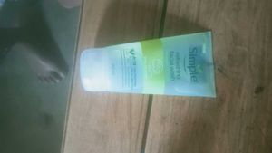 Simple Face wash