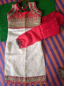 Girls&#39; Ethnic Dress