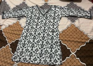 White and black short kurti