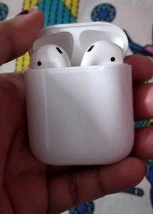 Apple Airpods (2nd Generation)