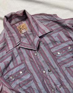 Striped y2k style vintage Shirt