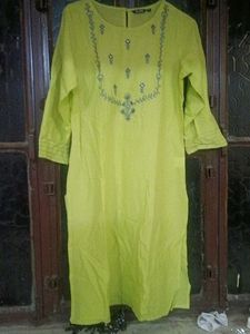 Zudio Embroidered Kurti