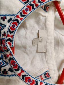 Loft hand-embroidered White Top (Women&#39;s)