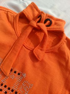 Orange sweater top (UNUSED)