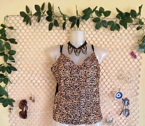 Size M/L🎊🥳Buy 1 Get One Free🥳🎊 Sparkly Top