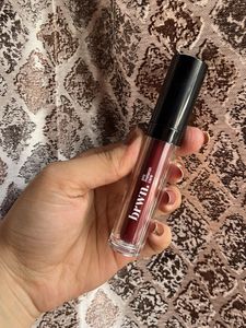 Brwn Liquid Lipstick ✨