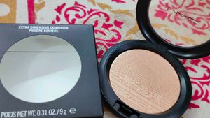 Mac Highliter Extra Dimension Skin finish