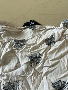 Breezy Floral/Botanical Print Blouse