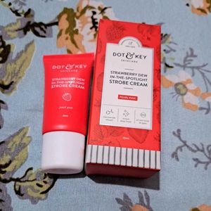 Dot &amp; Key Strawberry Strobe Cream