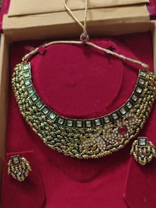 Antique Green Necklace Set